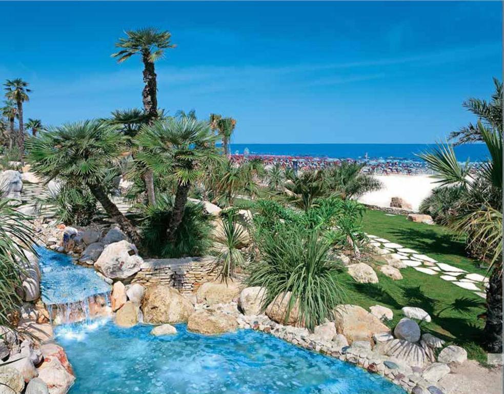 Hotel Imperial San Benedetto del Tronto Exterior photo