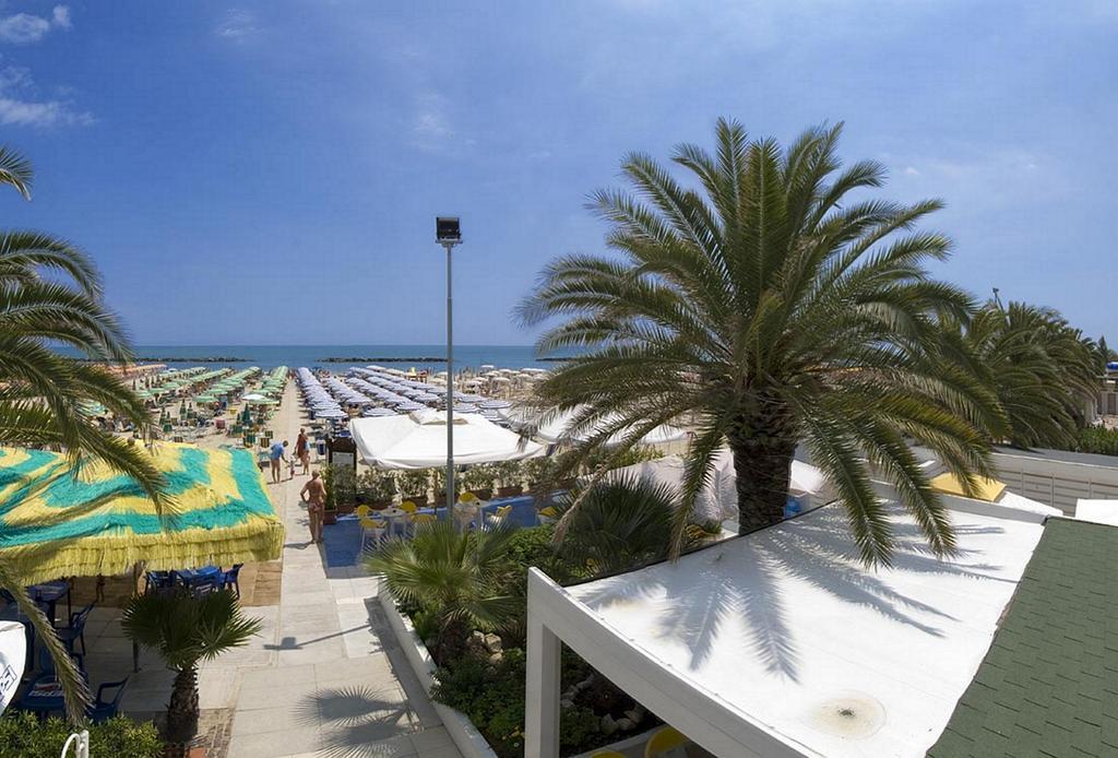 Hotel Imperial San Benedetto del Tronto Exterior photo