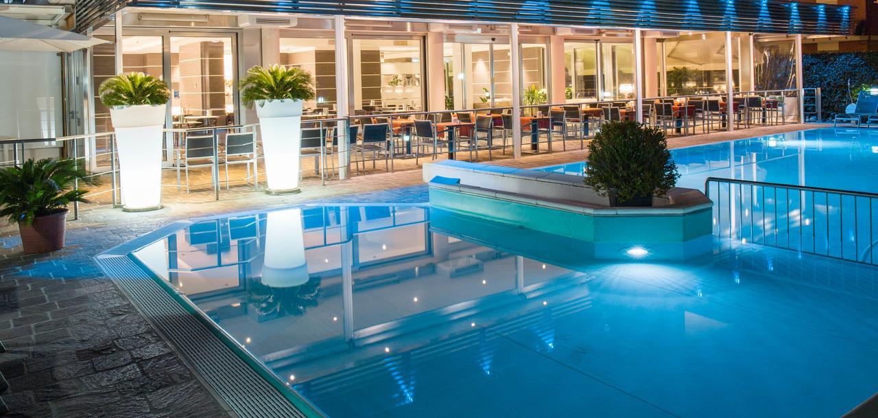 Hotel Imperial San Benedetto del Tronto Exterior photo