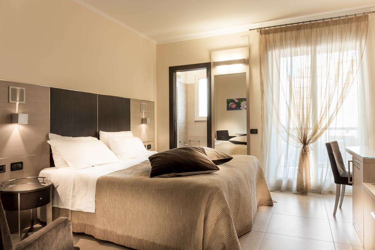Hotel Imperial San Benedetto del Tronto Exterior photo