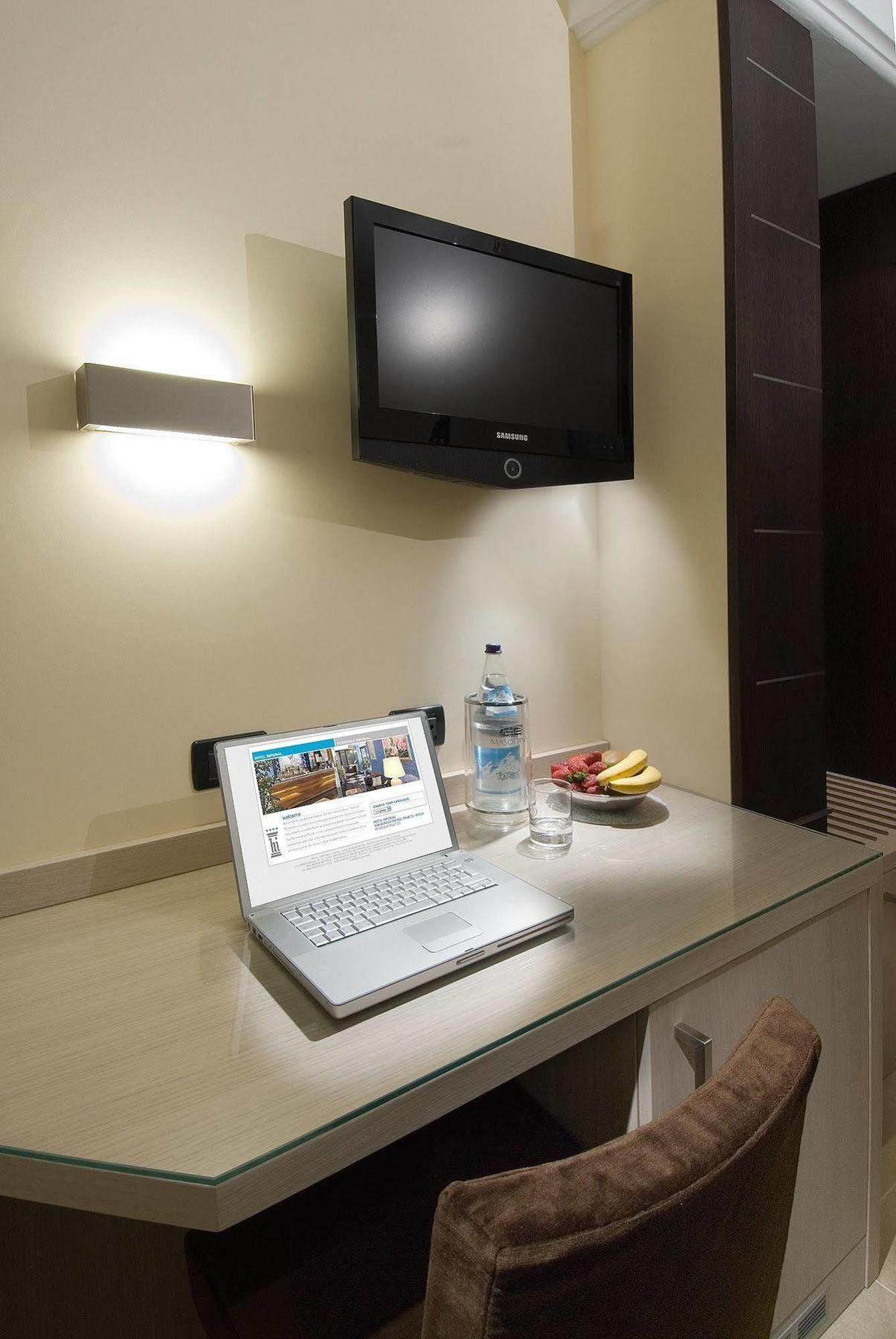 Hotel Imperial San Benedetto del Tronto Exterior photo
